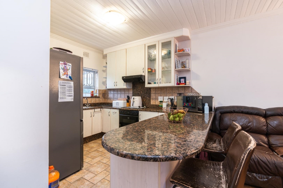 3 Bedroom Property for Sale in Brooklyn Western Cape